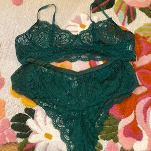 Plus Lingerie Emerald Green Set
